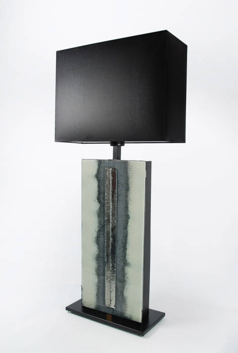 Lampy stołowe w aktualnych trendach, Edyta Baranska Design Edyta Baranska Design Ruang Keluarga Modern Kaca Lighting