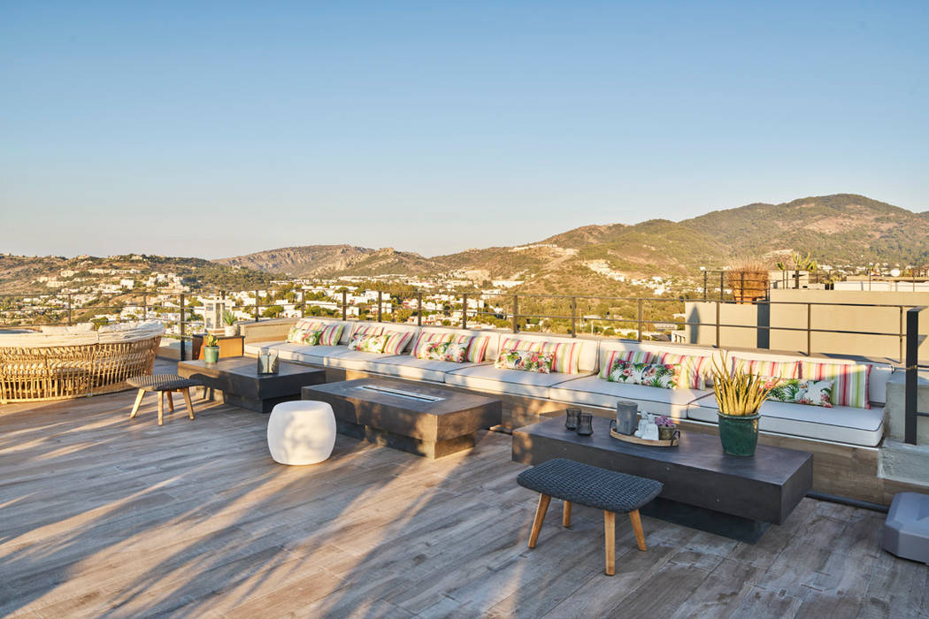 BodrumBodrum Esra Kazmirci Mimarlik Roof Ceramic rooftop terrace