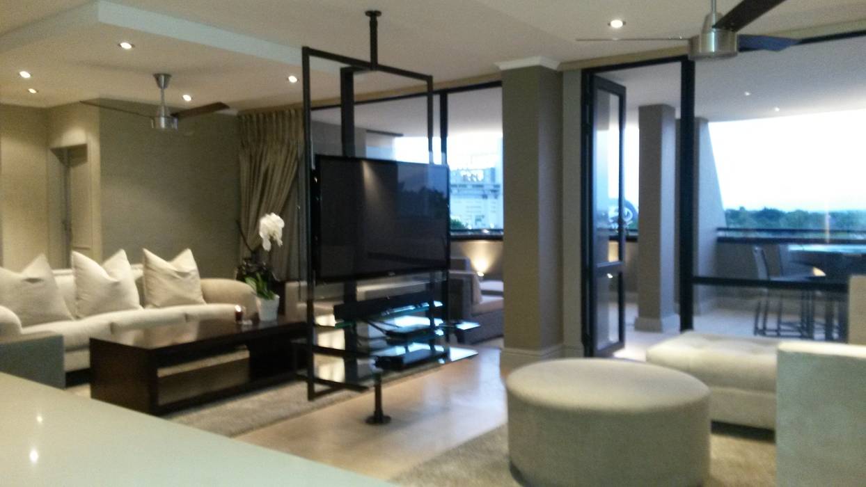 Sandton Style Penthouse Living, CKW Lifestyle Associates PTY Ltd CKW Lifestyle Associates PTY Ltd غرفة المعيشة