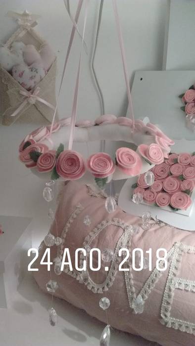 Conjunto Romántico Shabby Chic ANADECO - Decoradora y Diseñadora de Interiores - La Plata Otros espacios Piezas de arte