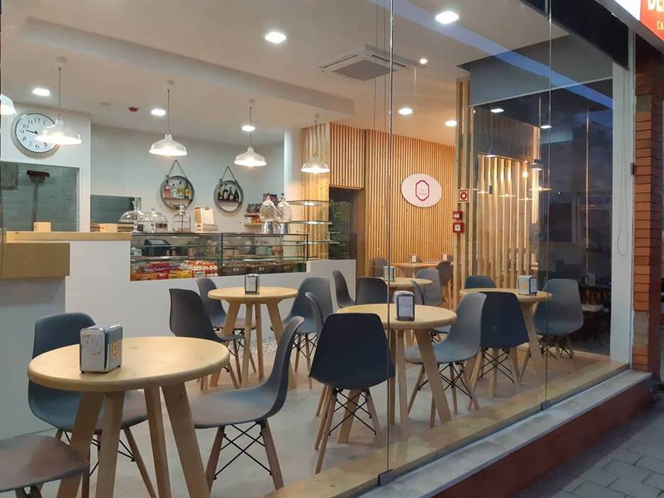 Pastelaria , Drevo - Wood Solutions Lda Drevo - Wood Solutions Lda Espacios comerciales Restaurantes