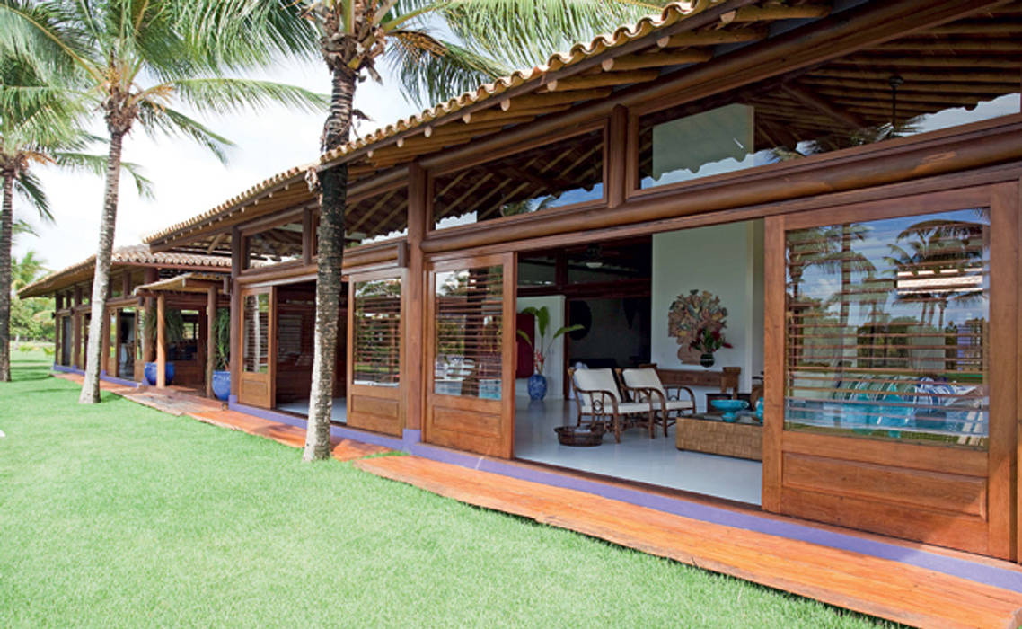 carpinteria en madera tropical comprar en bali Puertas y ventanas de estilo mediterráneo Madera maciza Multicolor Ventanas