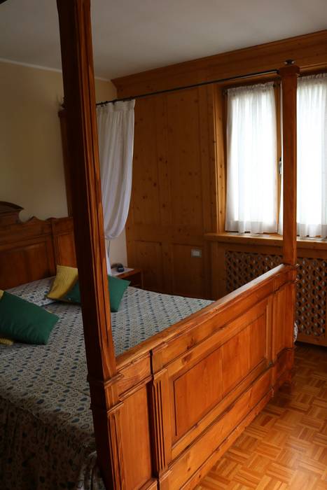 Dare nuova vita al letto ereditato, L'Antica s.a.s. L'Antica s.a.s. Klassische Schlafzimmer Holz Holznachbildung
