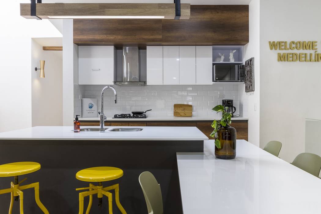 casa laureles, Adrede Arquitectura Adrede Arquitectura Modern kitchen Bricks