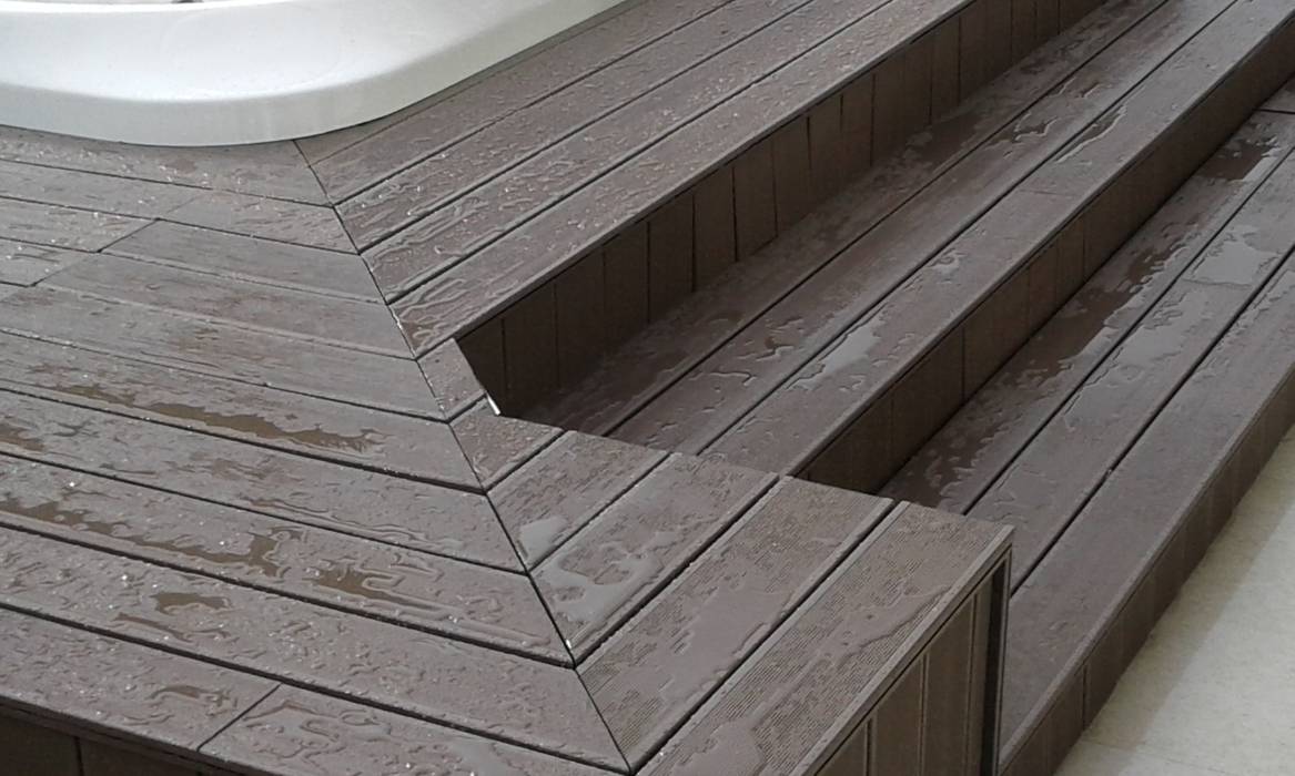 Deck de Madeira Plastica WPC, ECO FRONT MADEIRAS ECOLÓGICAS LTDA ECO FRONT MADEIRAS ECOLÓGICAS LTDA Garden Pool Wood-Plastic Composite