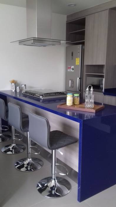 grapa bellacocinas CocinaEncimeras Cuarzo Azul mobiliario que ahorra espacio