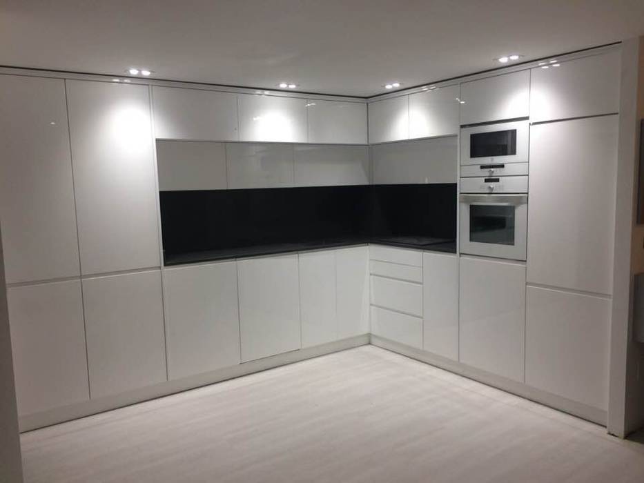 Cozinha Lacado alto brilho , Portochic Portochic Built-in kitchens MDF