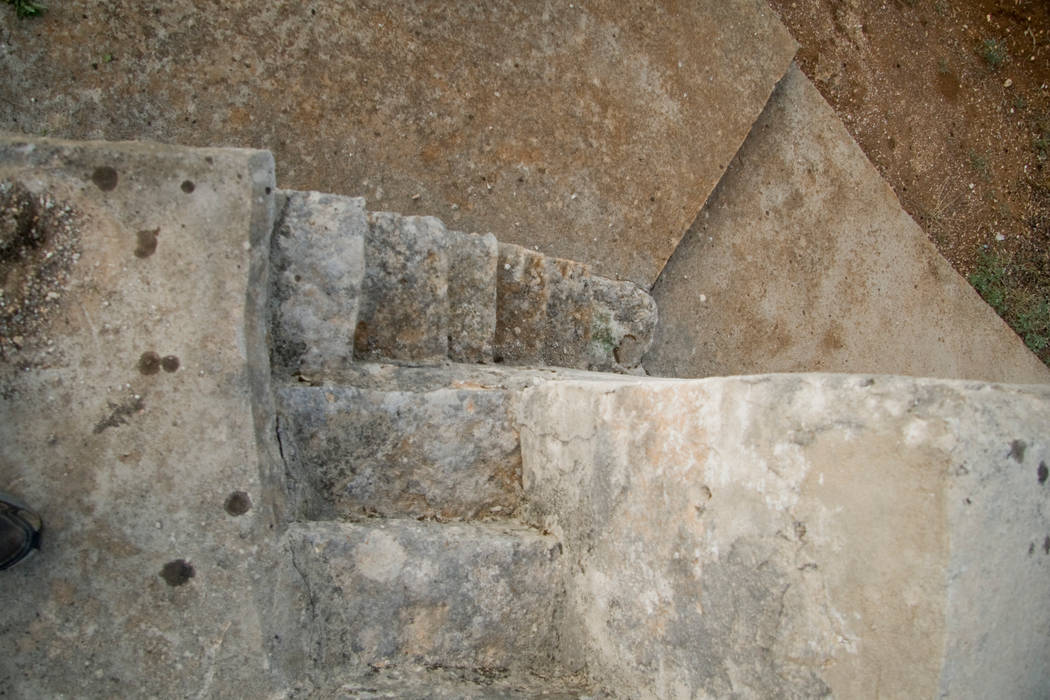 Trullo "LA PERLA", Architetto Floriana Errico Architetto Floriana Errico Stairs Stone