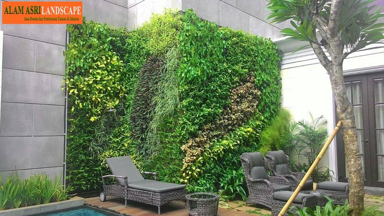 Vertical Garden Surabaya, Alam Asri Landscape Alam Asri Landscape Front yard Iron/Steel