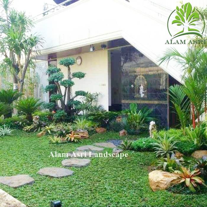 Taman Rumah Surabaya, Alam Asri Landscape Alam Asri Landscape Jardins de pedras Madeira Efeito de madeira