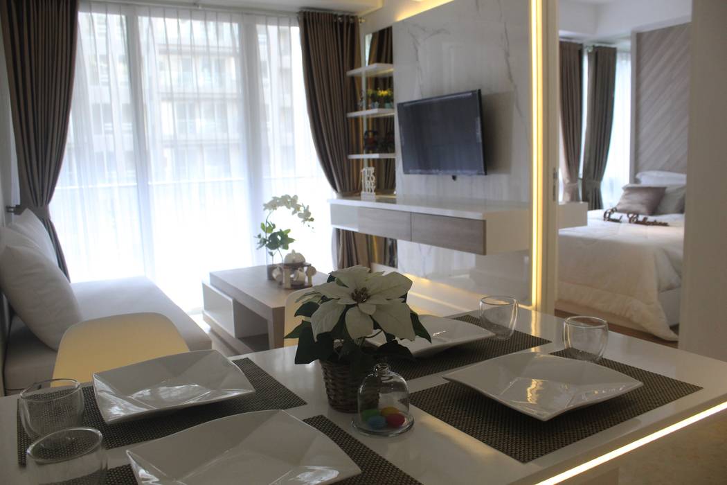 Apartemen Landmark II - Tipe 2 Bedroom (Design I), POWL Studio POWL Studio Ruang Makan Minimalis diningroom,white,modern,apartment