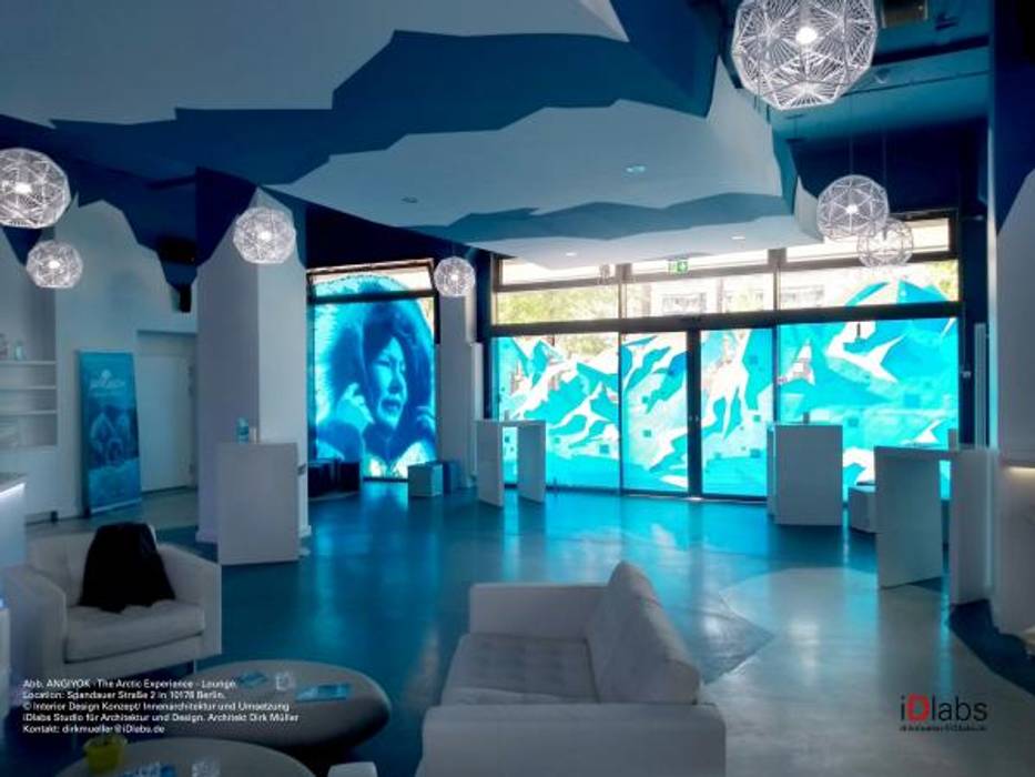 ANGIYOK Ice Bar Berlin - Lounge warmer Bereich iDlabs Studio für Architektur + Design Gewerbeflächen Holz-Kunststoff-Verbund Barempfang,Themenbar,Veranstaltungsorte