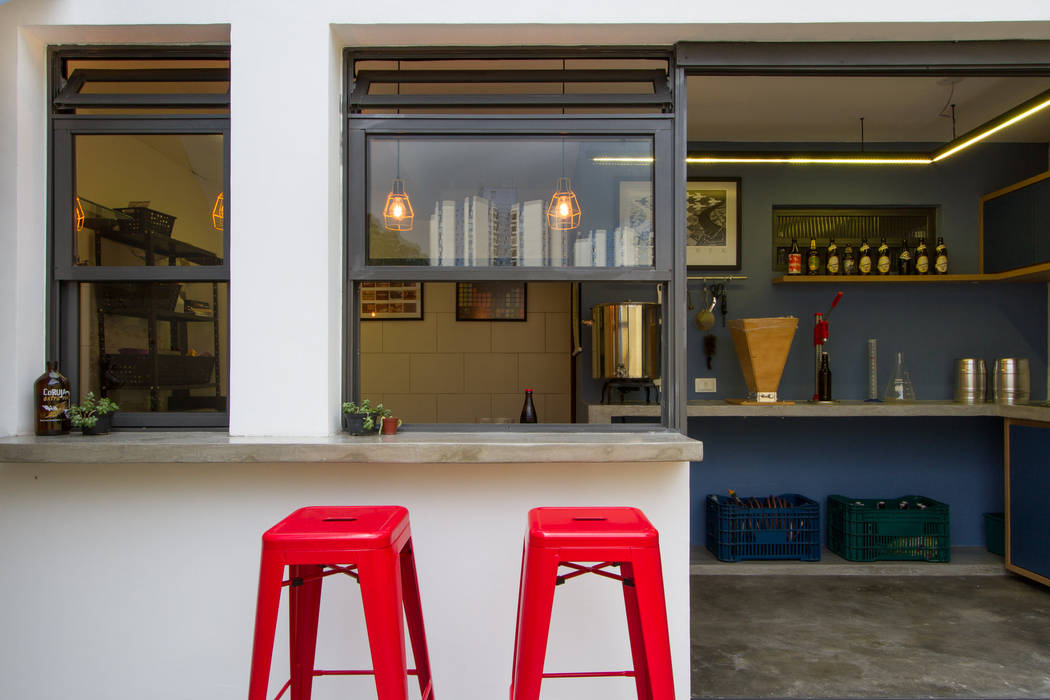 Casa Cervejaria, Otoni Arquitetura Otoni Arquitetura Industrial style wine cellar Concrete