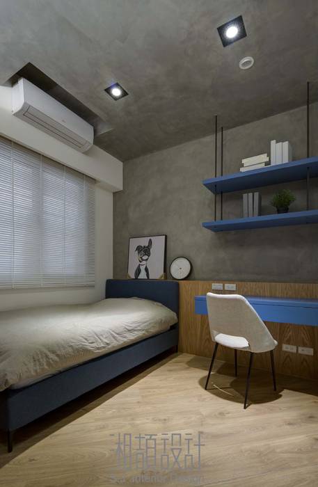 孝親房也能很現代風 湘頡設計 Industrial style bedroom Wood Wood effect
