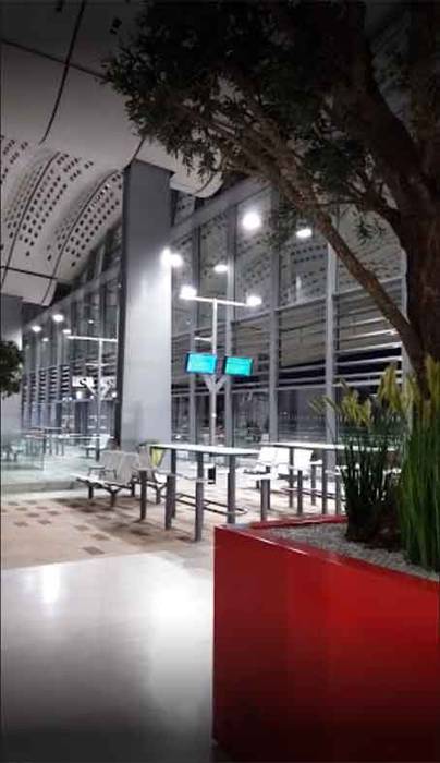 Grands Bacs à arbre STEELAB en aluminium – Gare TGV Montpellier, ATELIER SO GREEN ATELIER SO GREEN Commercial spaces Aluminium/Zinc Shopping Centres