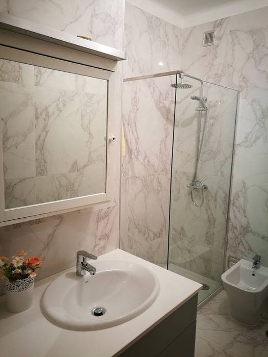 Baños de estilo minimalista de 7eva design - Arquitectura e Interiores Minimalista Cerámico