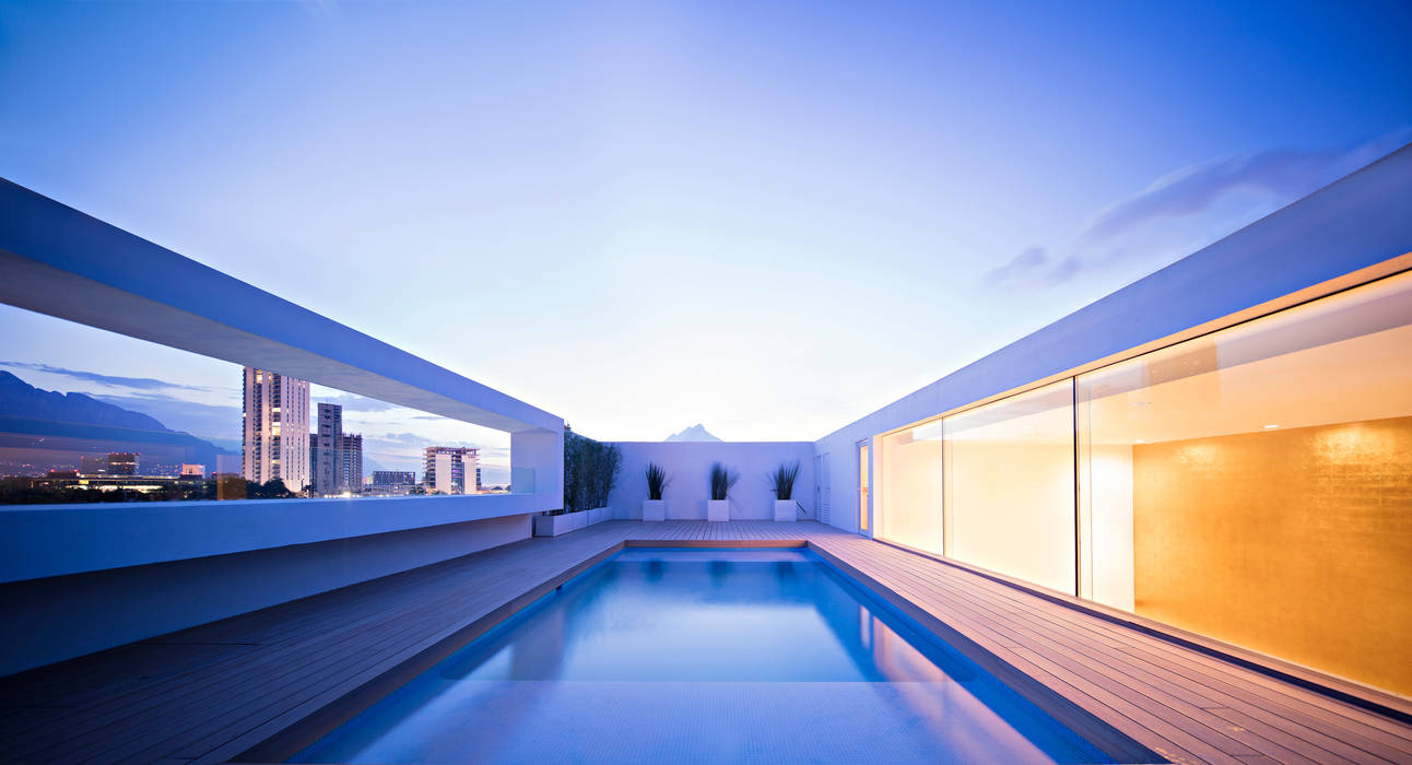 Domus Aurea, GLR Arquitectos GLR Arquitectos Minimalist pool