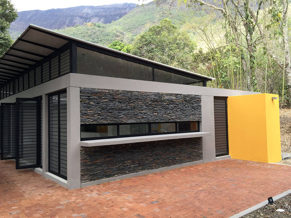 Casa Pacho Cundinamarca, NOAH Proyectos SAS NOAH Proyectos SAS Moderne huizen