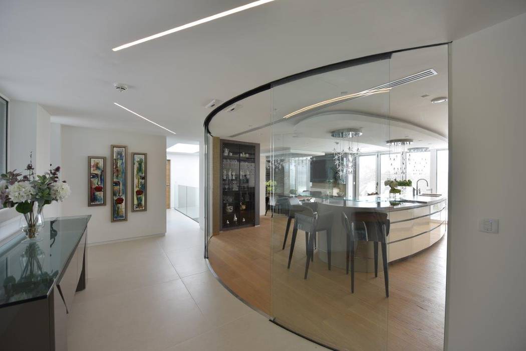 Mr & Mrs Unsworth Diane Berry Kitchens Modern corridor, hallway & stairs curved glass wall,blade lighting,electric opening,sensor glass doors,shaped island,luxury,high end,superb