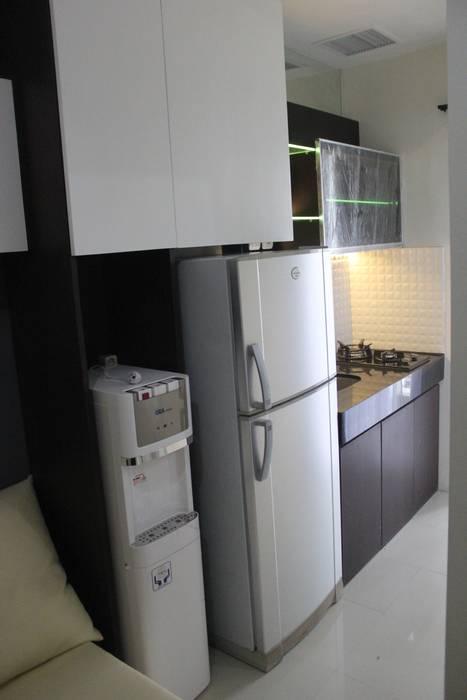 Parahyangan Residence Tipe 1 Bedroom, POWL Studio POWL Studio Dapur Modern