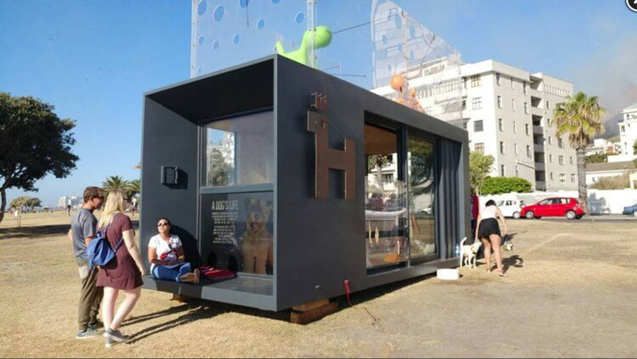 Container - Mobile Dog Adoption Centre in Cape Town, Container Rental and Sales (Pty) Ltd Container Rental and Sales (Pty) Ltd พื้นที่เชิงพาณิชย์ Commercial Spaces