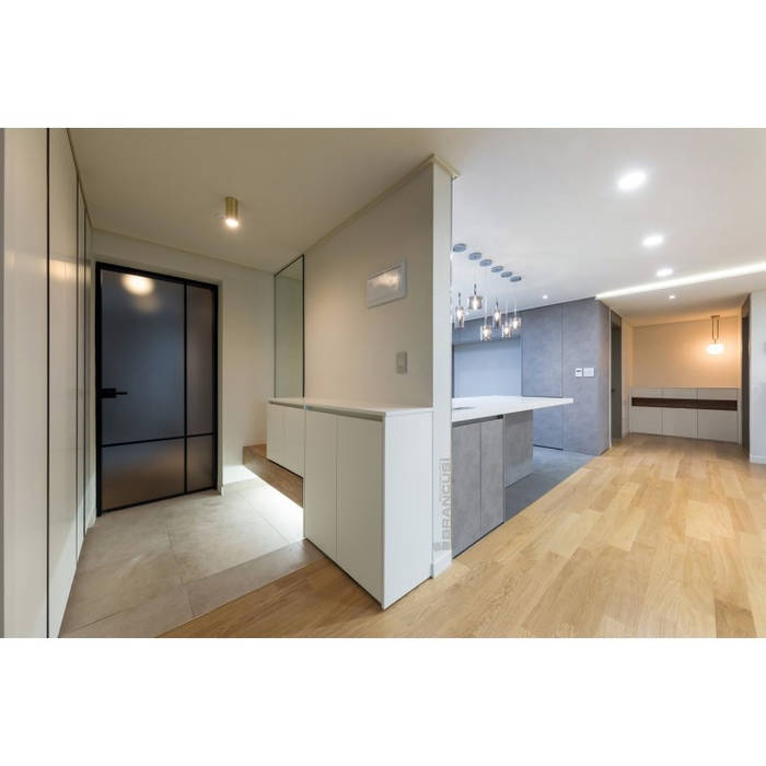 알루미늄 여닫이 중문, ALU-SW, 편개형 , WITHJIS(위드지스) WITHJIS(위드지스) Modern Corridor, Hallway and Staircase Aluminium/Zinc