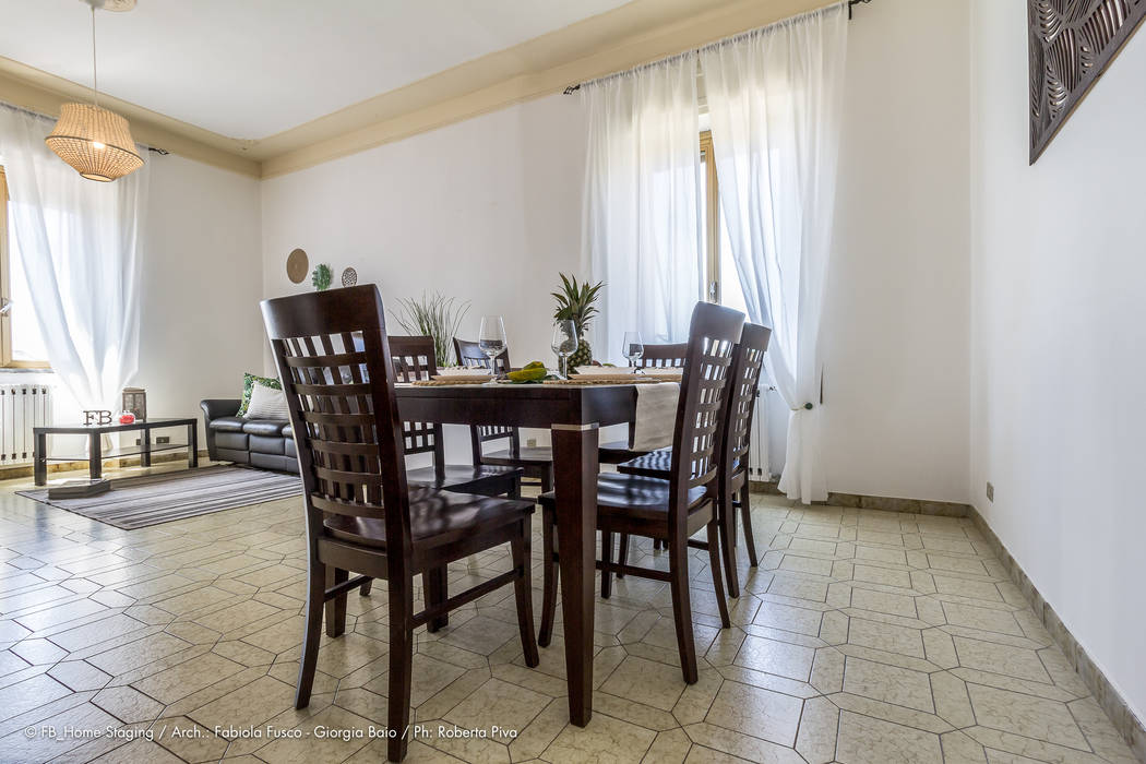 Allestimento in un appartamento in città - TROPICAL CHIC, Fabiola Fusco - Architetto e Home Stager Fabiola Fusco - Architetto e Home Stager Tropikal Yemek Odası