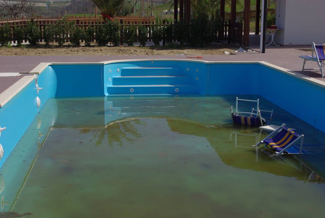 RISTRUTTURAZIONE PISCINA, Ciampini srl Ciampini srl Garden Pool