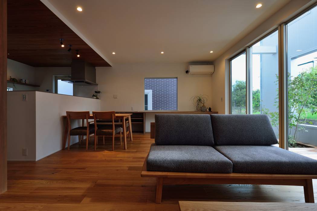 karasaki house, ALTS DESIGN OFFICE ALTS DESIGN OFFICE Living room