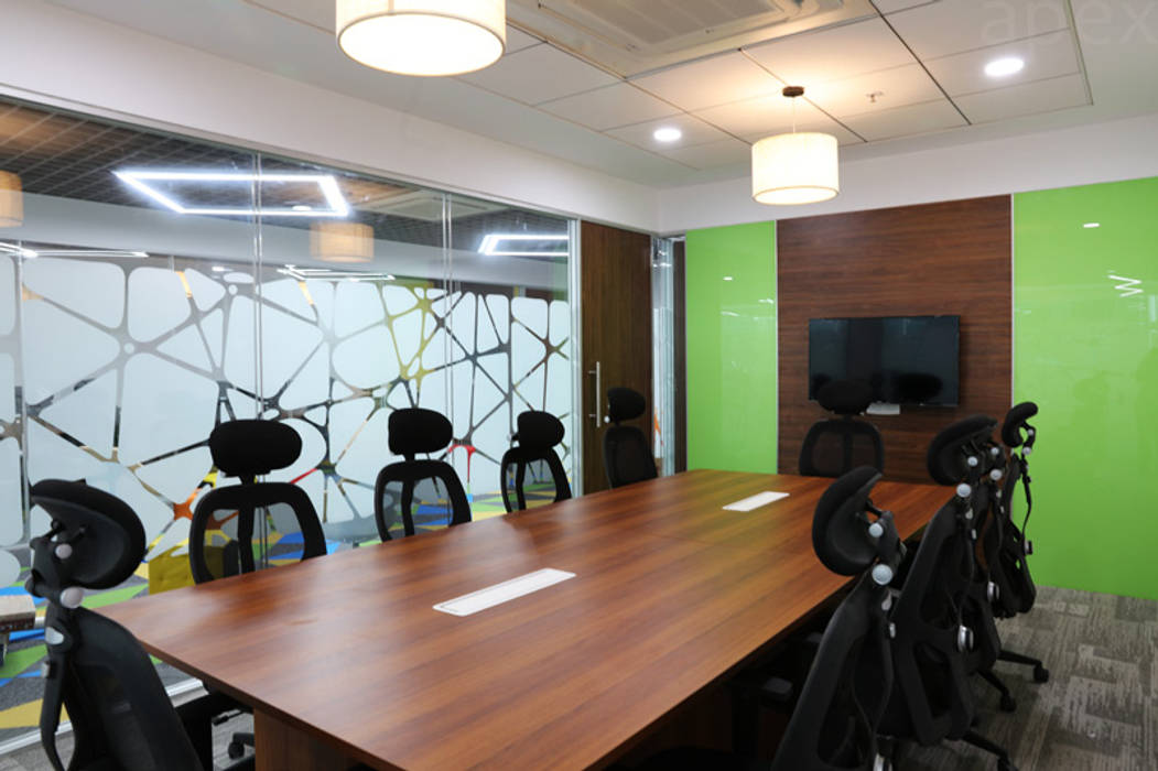 Meeting room Apex Project Solutions Pvt. Ltd. Commercial spaces Engineered Wood Transparent Commercial Spaces