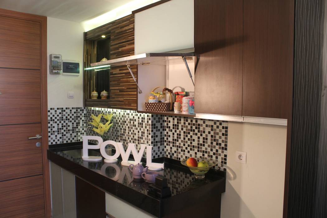 Rak Penyimpanan Dapur POWL Studio Dapur Modern