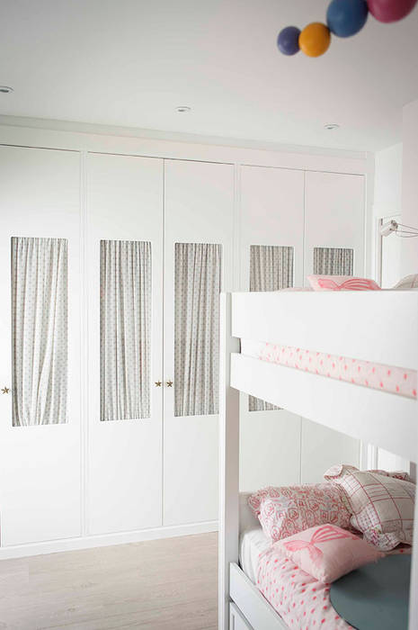 Proyecto de reforma en una casa en Boadilla del monte por Cisoyer, CISOYER CISOYER Girls Bedroom