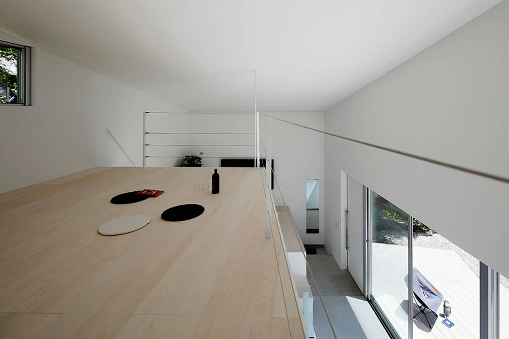 八ヶ岳の離れ, 稲山貴則 建築設計事務所 稲山貴則 建築設計事務所 Minimalist bedroom Plywood