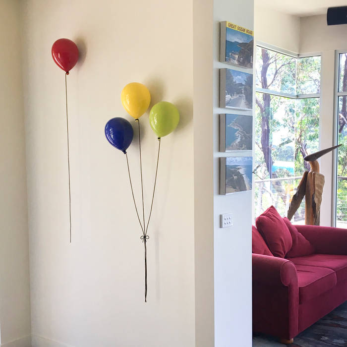 Balloons: palloncini decorativi in ceramica, Creativando Srl - vendita on line oggetti design e complementi d'arredo Creativando Srl - vendita on line oggetti design e complementi d'arredo ห้องโถงทางเดินและบันไดสมัยใหม่ เซรามิค ของตกแต่งและอุปกรณ์จิปาถะ