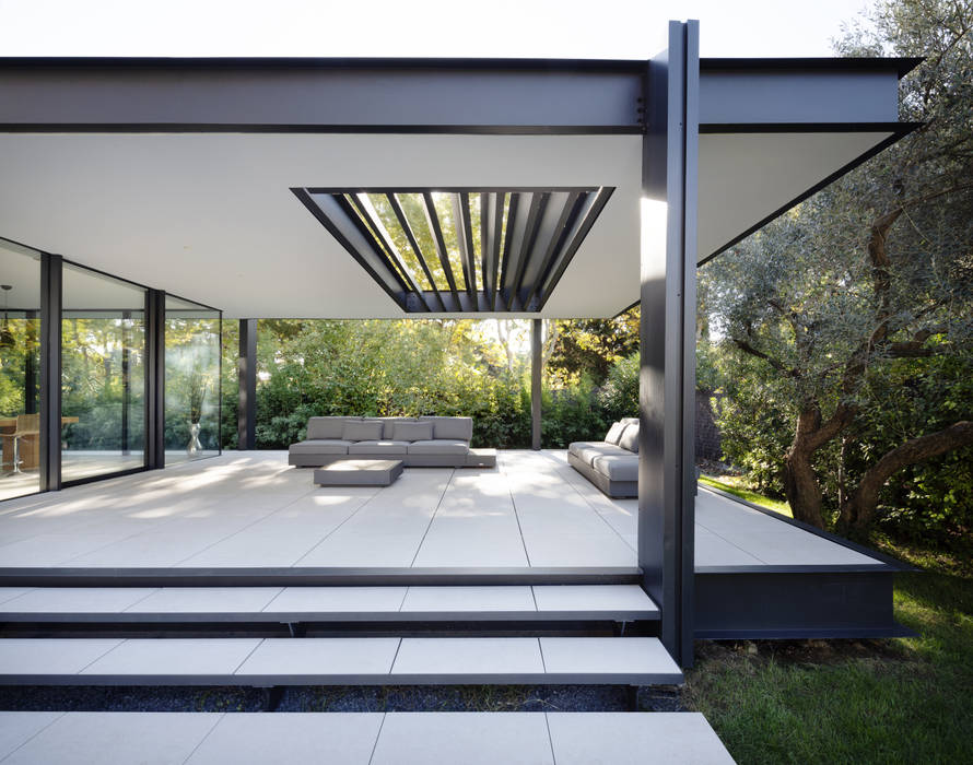 CTN HOUSE, Brengues Le Pavec architectes Brengues Le Pavec architectes Balcon, Veranda & Terrasse minimalistes Métal