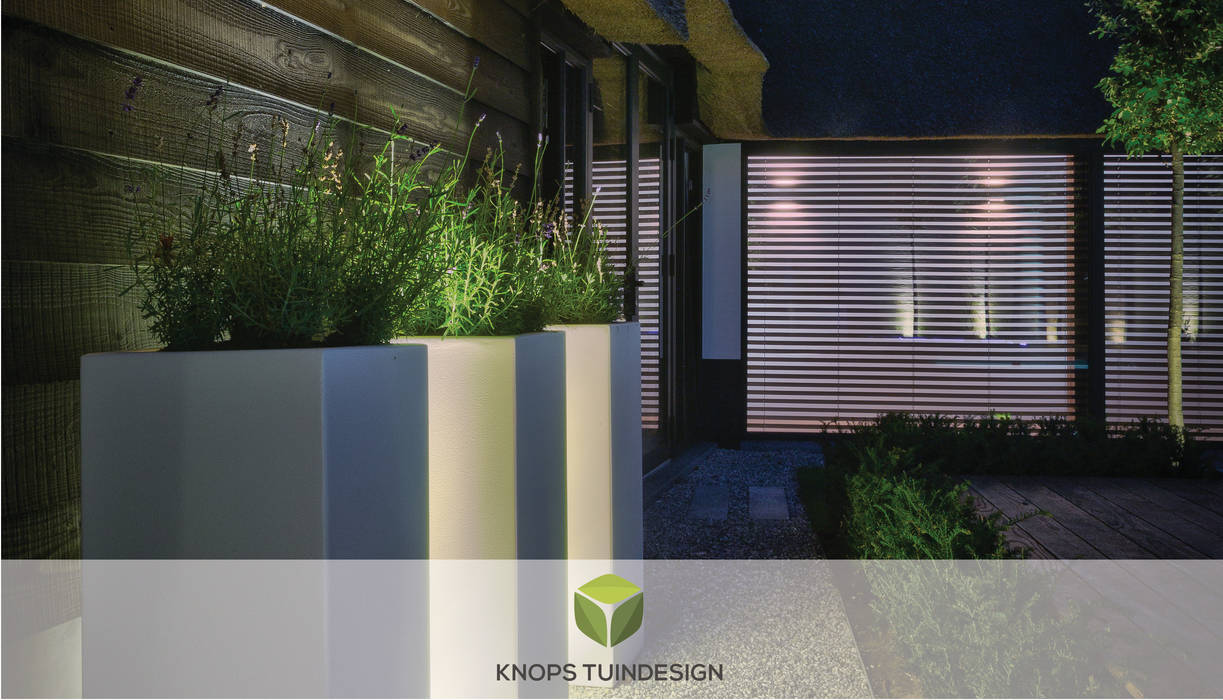 Villatuin met luxe wellness, Knops Tuindesign Knops Tuindesign