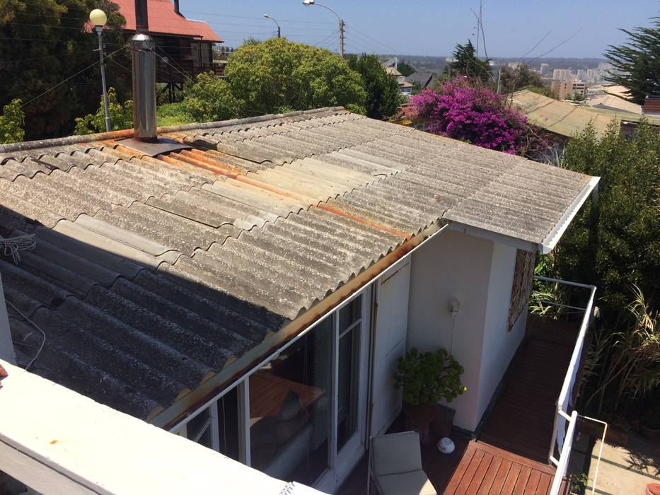 Remodelación casa de calle María Arriagada, ESARCA ESARCA Gable roof