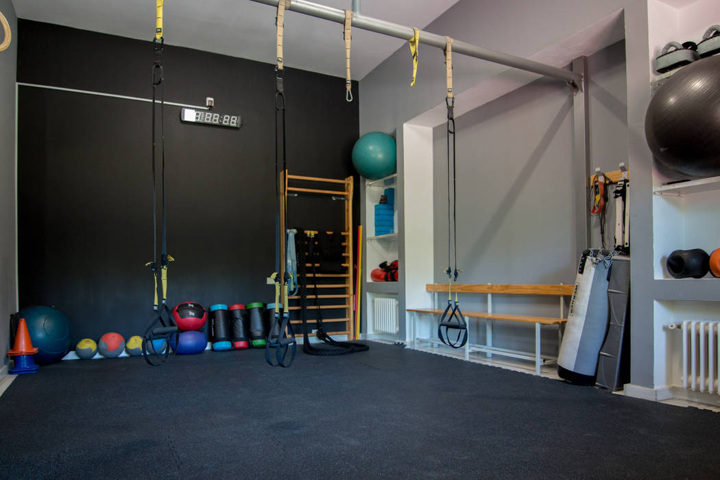 True Balance.Centro de Entrenamiento y Tonificación en Madrid realizado por Ponytec, Ponytec Ponytec พื้นที่เชิงพาณิชย์ โรงเรียน