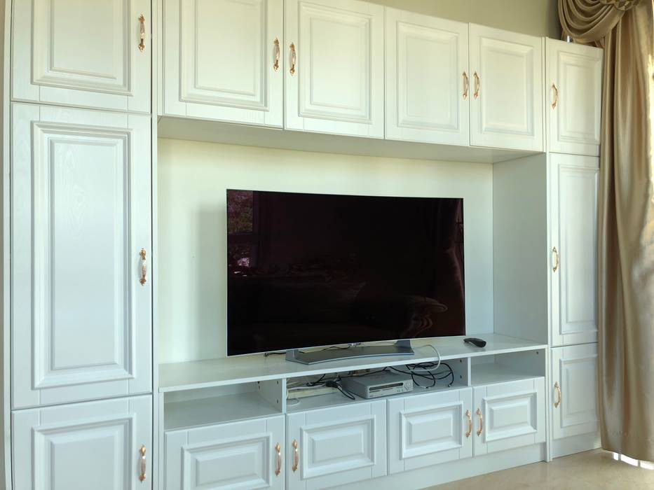 Design & Build LOT - 15365, PT. Leeyaqat Karya Pratama PT. Leeyaqat Karya Pratama Asian style living room TV stands & cabinets