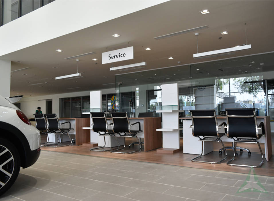 SHOWROOM Ô TÔ VOLKSWAGEN SÀI GÒN, VAN NAM FURNITURE & INTERIOR DECORATION CO., LTD. VAN NAM FURNITURE & INTERIOR DECORATION CO., LTD. Commercial spaces Đại lý xe hơi