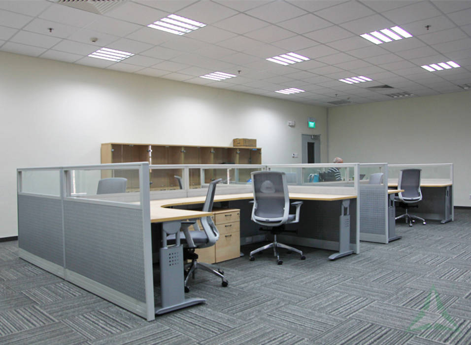 NHÀ MÁY AMWAY MỚI TẠI BÌNH DƯƠNG, VAN NAM FURNITURE & INTERIOR DECORATION CO., LTD. VAN NAM FURNITURE & INTERIOR DECORATION CO., LTD. Commercial spaces Văn phòng & cửa hàng