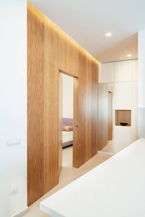 Casa Ci_Ro, manuarino architettura design comunicazione manuarino architettura design comunicazione Modern corridor, hallway & stairs Wood Wood effect