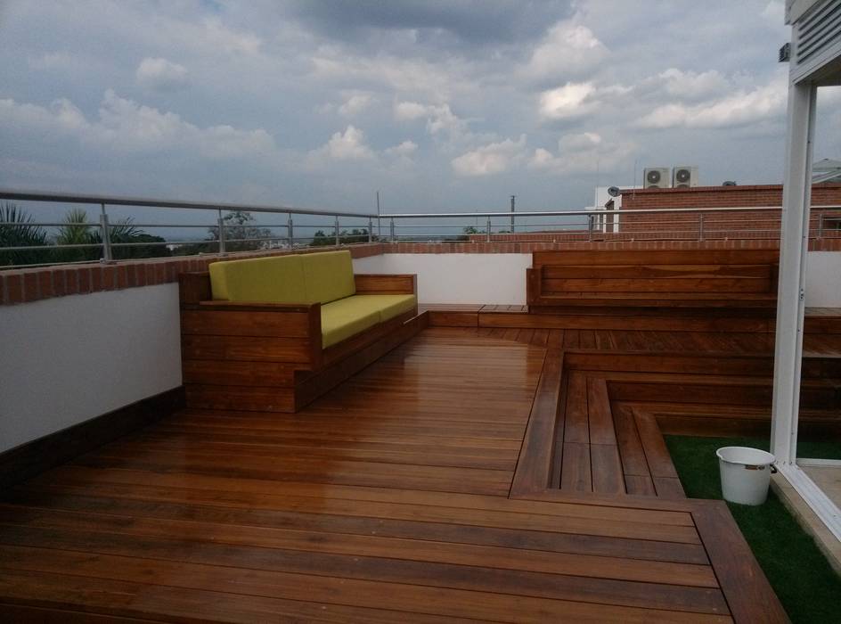 TERRAZA MIRADOR. VILLEGAS ARQUITECTOS SAS Balcones y terrazas de estilo moderno Madera Acabado en madera Diseño, Construccion.