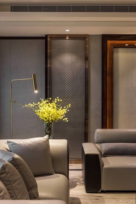 擁抱的姿態 雅群空間設計 现代客厅設計點子、靈感 & 圖片
