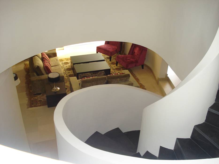 Decoración e interiorismo de una casa en Marbella, Taller de Interiores Mediterraneos Taller de Interiores Mediterraneos Stairs