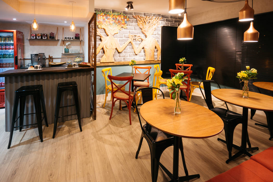 Café Design, Juliana Henriques Arquitetura Juliana Henriques Arquitetura Commercial spaces Wood Wood effect Gastronomy