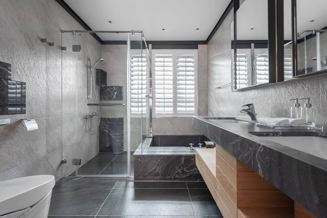 大理石為基底的衛浴空間 宸域空間設計有限公司 現代浴室設計點子、靈感&圖片