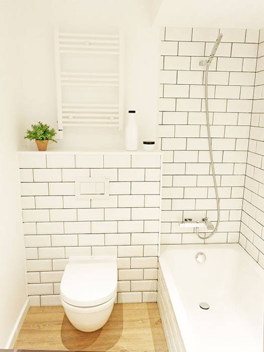 Baño con azulejos tipo metro | sincro sincro baños de estilo moderno