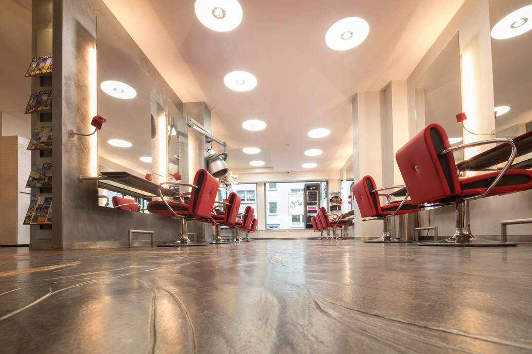 Lichtplanung für Ihre Geschäftsräume: Friseur Salon Morante in Essen, Moreno Licht mit Effekt - Lichtplaner Moreno Licht mit Effekt - Lichtplaner Gewerbeflächen Aluminium/Zink Ladenflächen