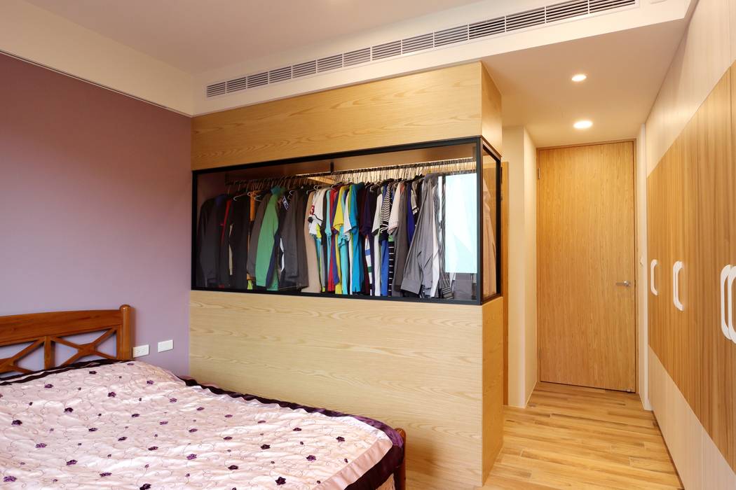 一家四口的舒適空間，揉合大氣與優雅的幸福居家。, 青築制作 青築制作 Eclectic style bedroom